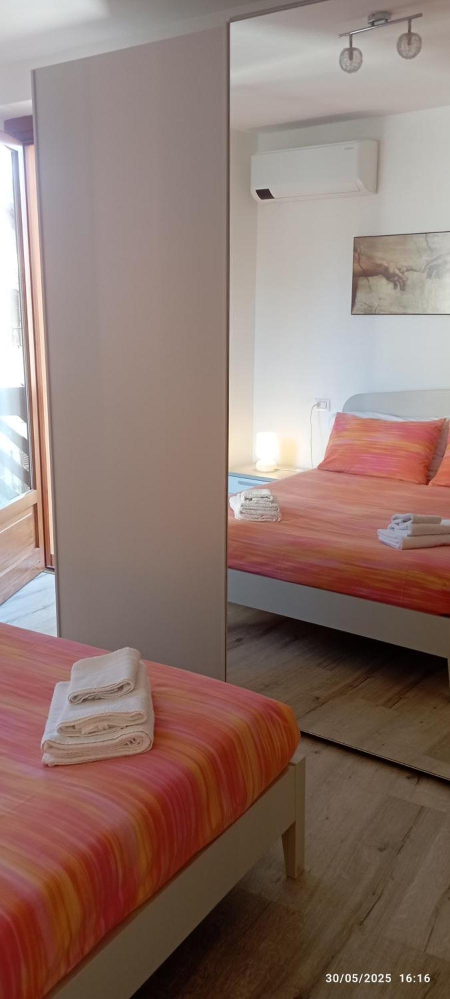 Casa Caterina - Riva Di Solto - Iseo Lake Oda fotoğraf